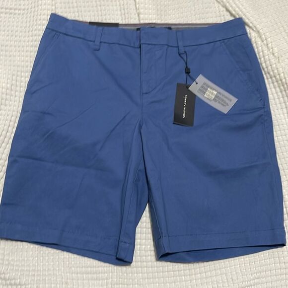 NWT- Tommy Hilfiger- 8 - Picture 1 of 8